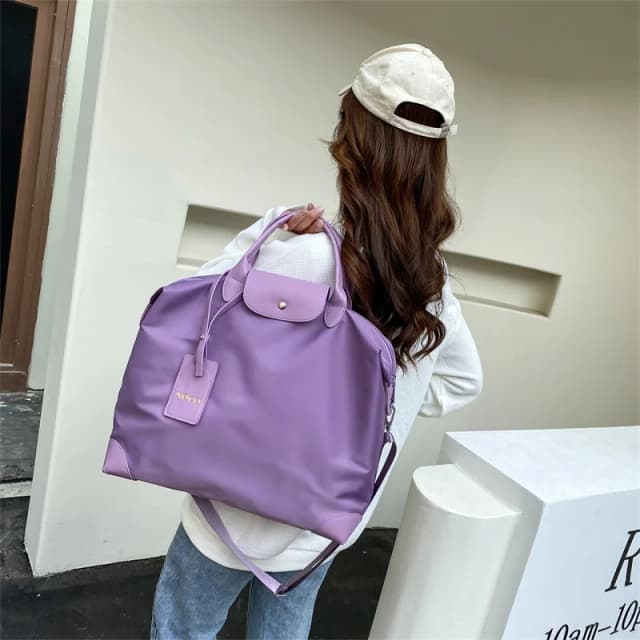 Nylon handbag stylish versatile zipper opening design daily commuter shoulder bag